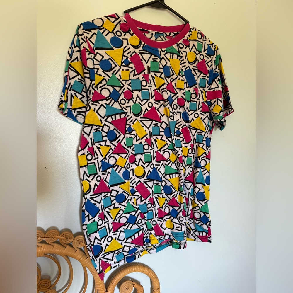 Vintage Retro 80’s Style Geometric Tee